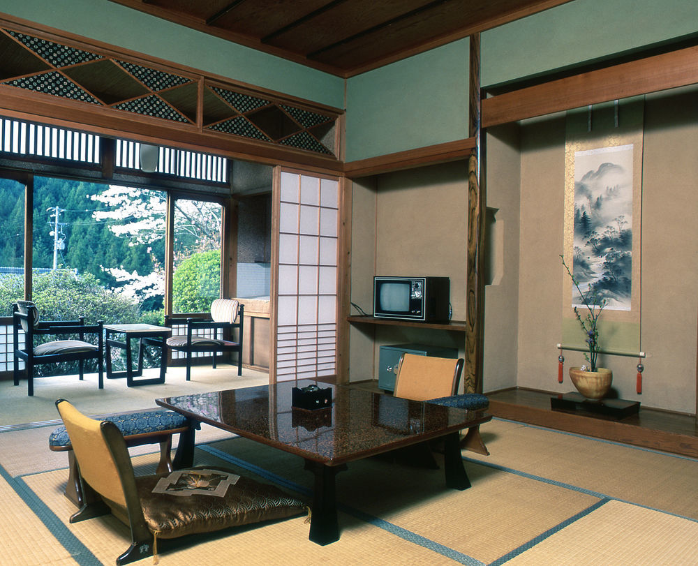 Unryuso Hotel Shinshiro Bagian luar foto