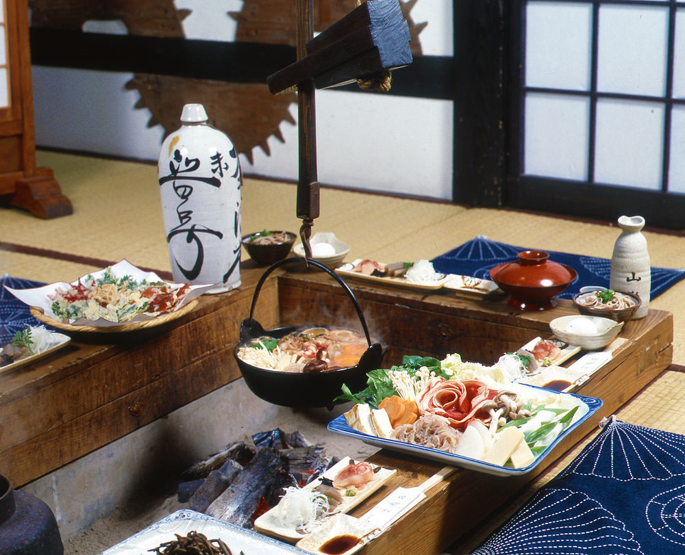 Unryuso Hotel Shinshiro Bagian luar foto