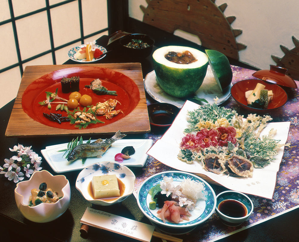Unryuso Hotel Shinshiro Bagian luar foto